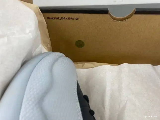 80% Off Sale 12 CT8013-010 Jordan Barons Air 0322